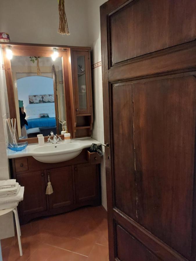 Ferienwohnung La Piccola Oasi Con Parcheggio Florenz Exterior foto