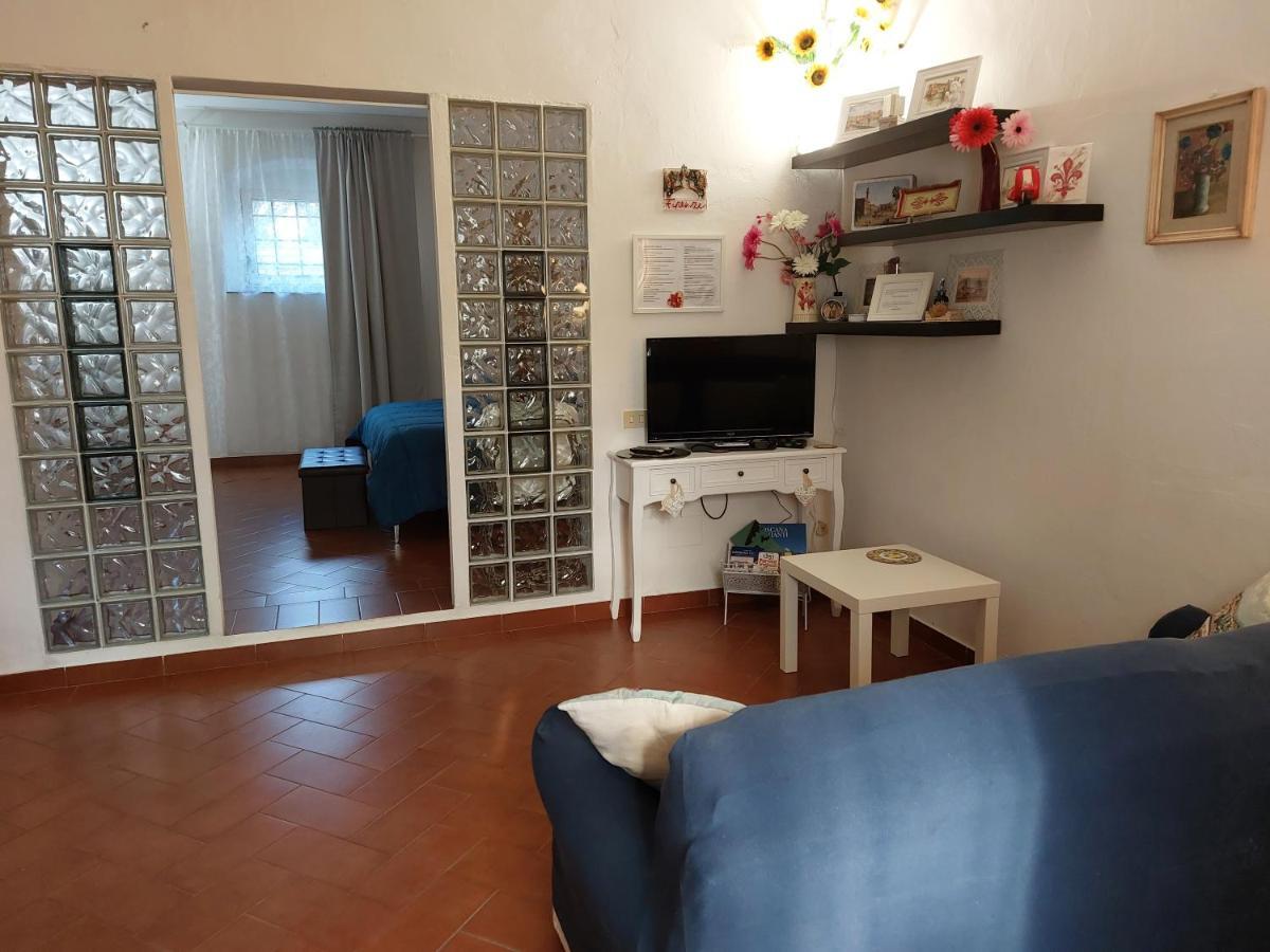 Ferienwohnung La Piccola Oasi Con Parcheggio Florenz Exterior foto