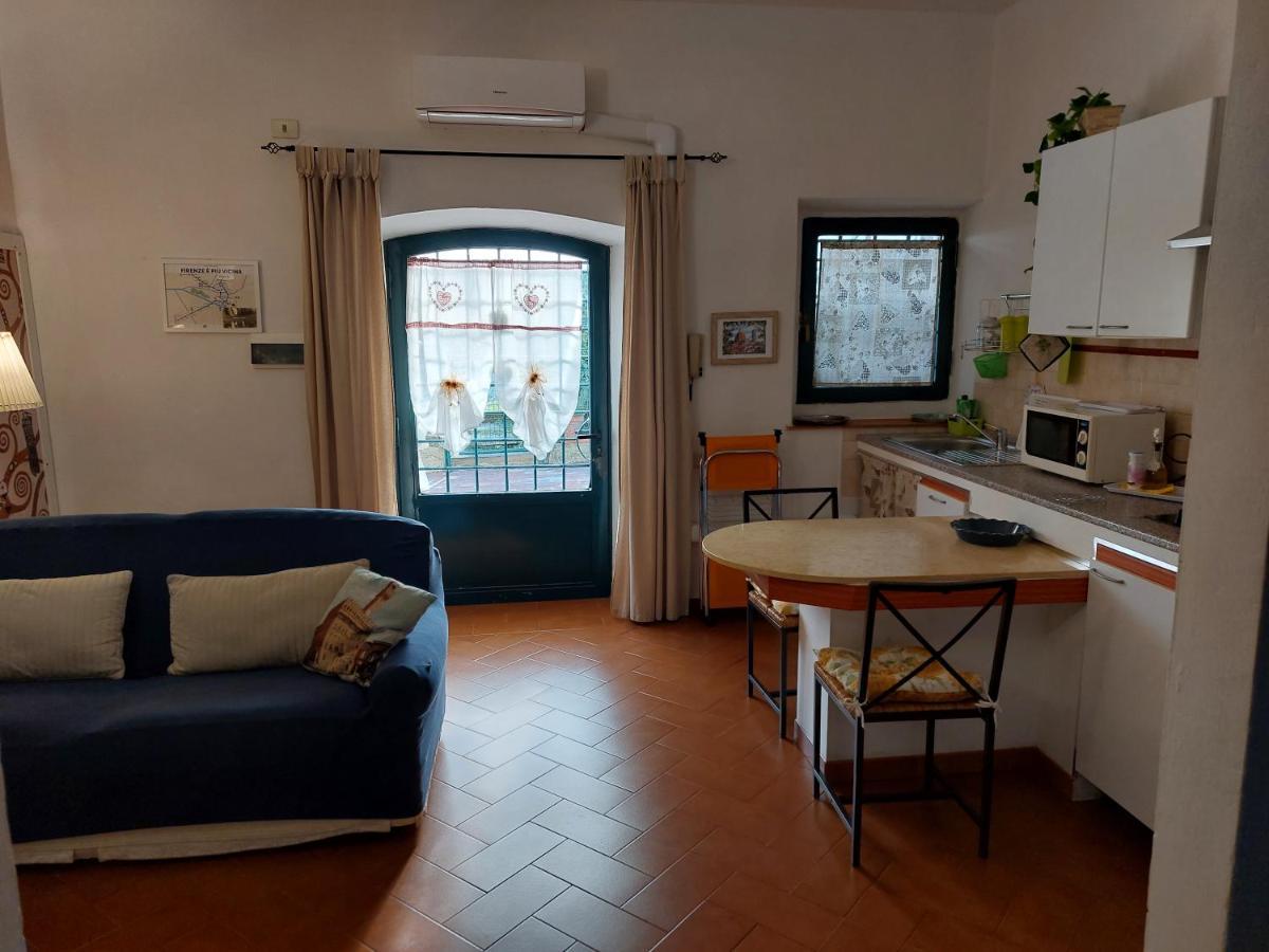 Ferienwohnung La Piccola Oasi Con Parcheggio Florenz Exterior foto