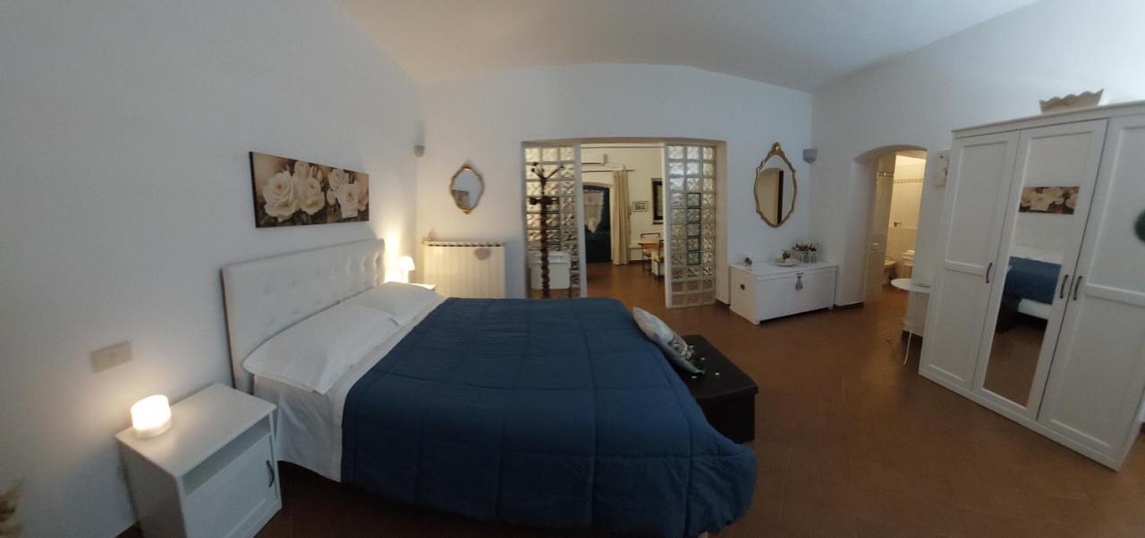 Ferienwohnung La Piccola Oasi Con Parcheggio Florenz Exterior foto