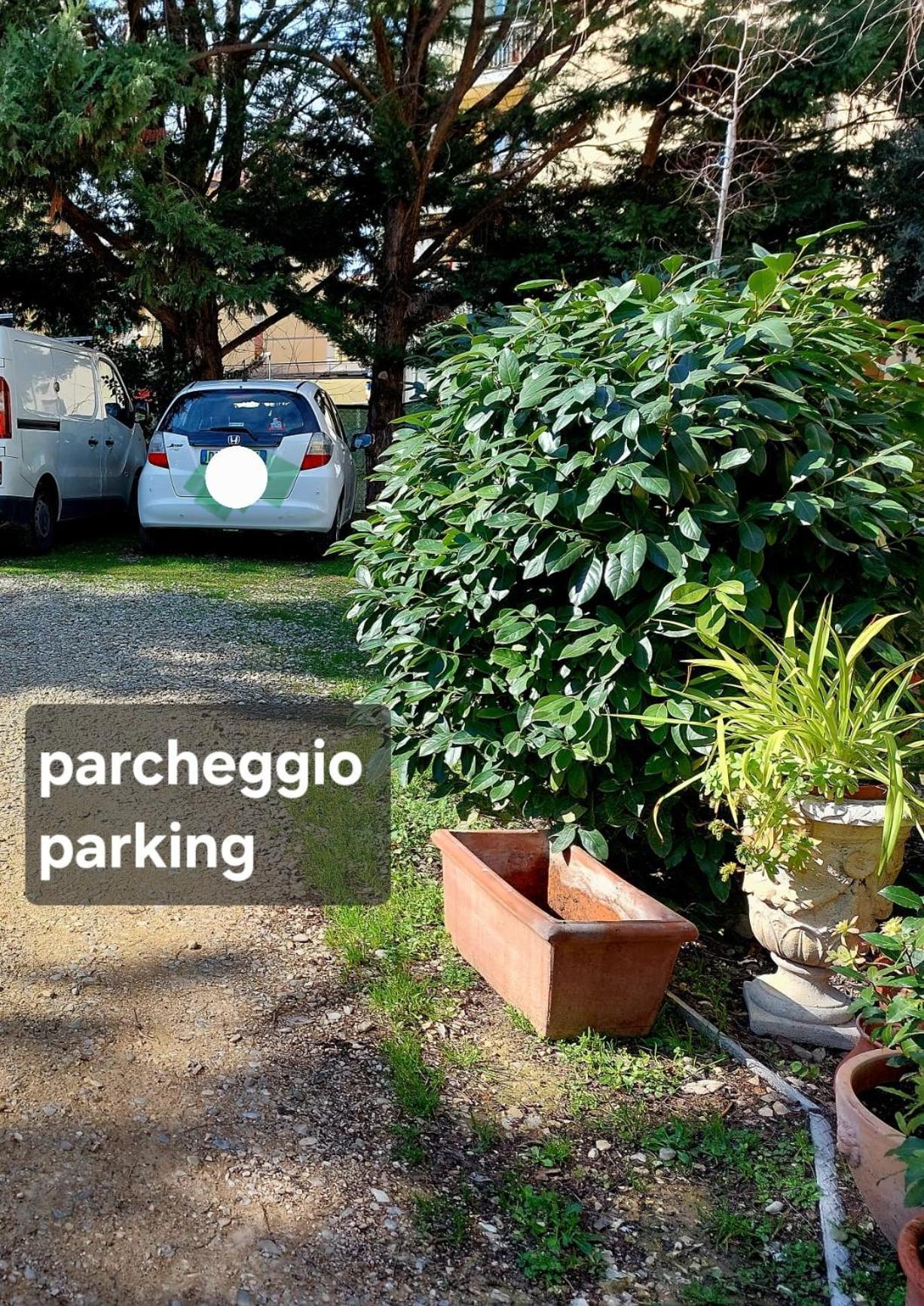 Ferienwohnung La Piccola Oasi Con Parcheggio Florenz Exterior foto