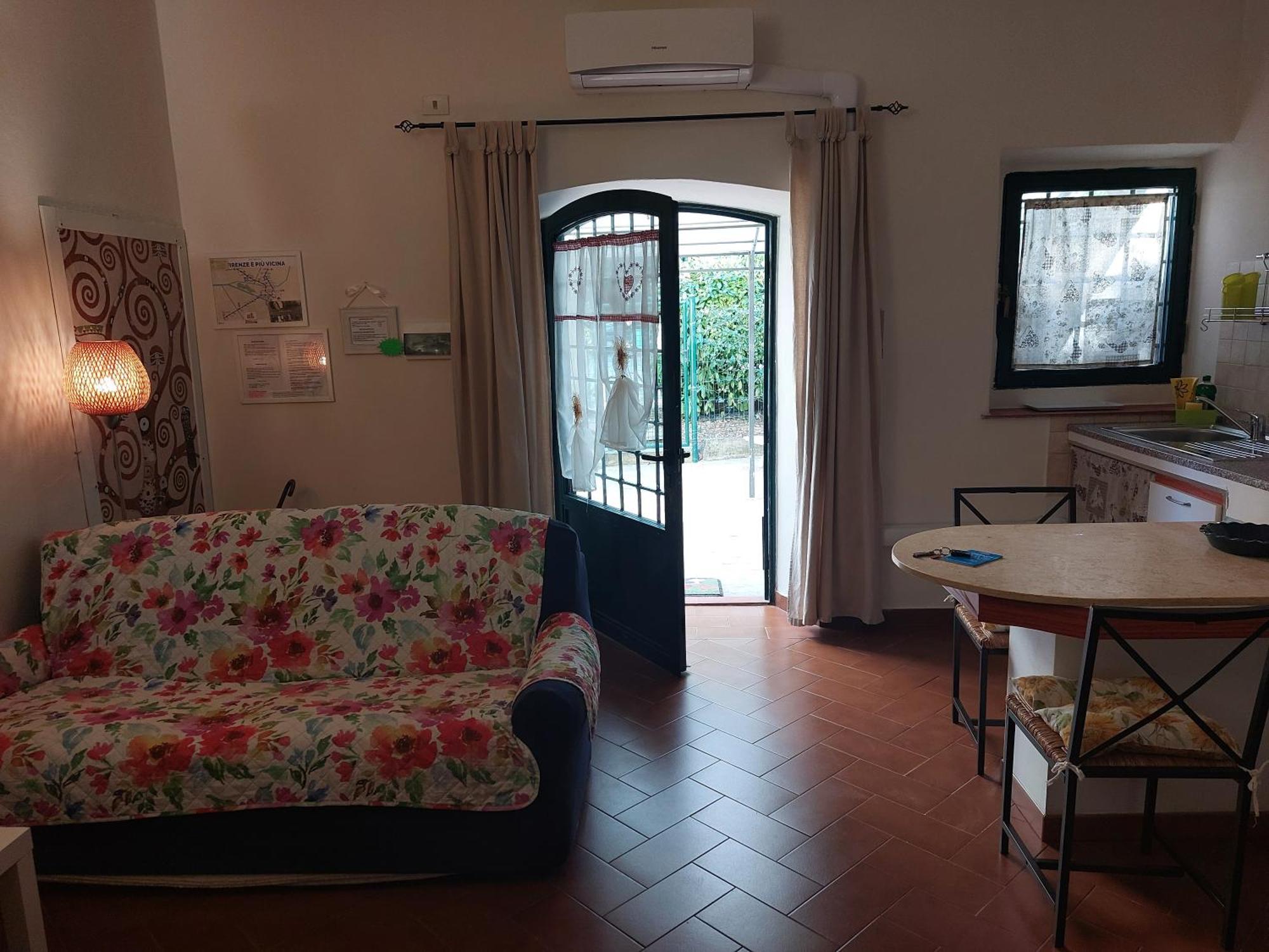 Ferienwohnung La Piccola Oasi Con Parcheggio Florenz Exterior foto