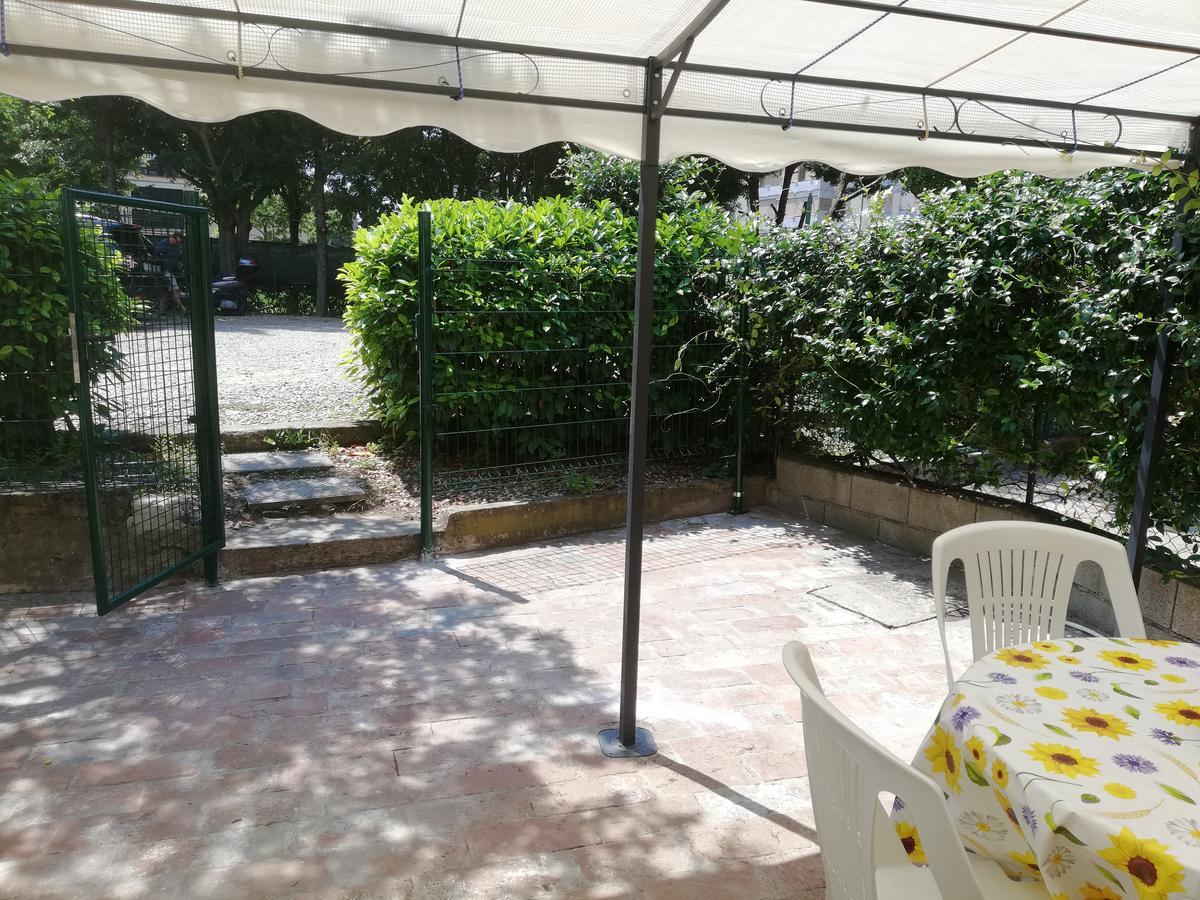Ferienwohnung La Piccola Oasi Con Parcheggio Florenz Exterior foto